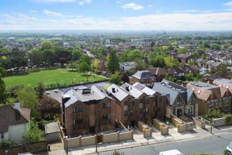 COTTENHAM PARK ROAD, 37, 2 DRONE (2).jpg