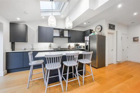 7 TREWINCE ROAD,6.jpg