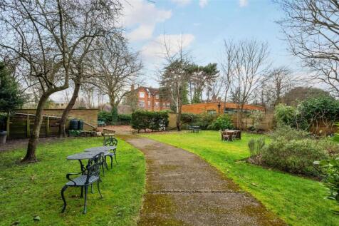 Lingfield garden.jpg