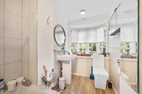 Flat 3, 9, Inner Park Road,12.jpg