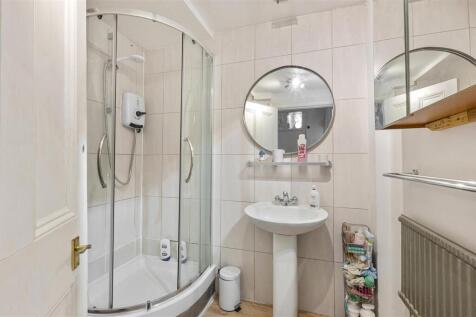 Flat 3, 9, Inner Park Road,11.jpg
