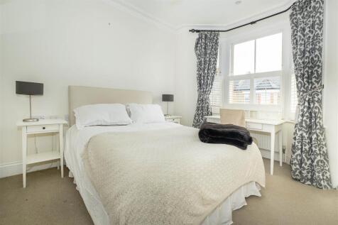 17-tolverne-road-0003 copy.jpg