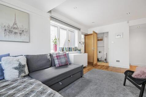 Home Office/Bedroom 