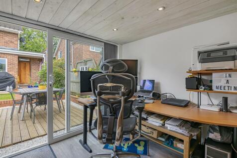 Outdoor Home Office