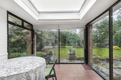 Conservatory/Garden 