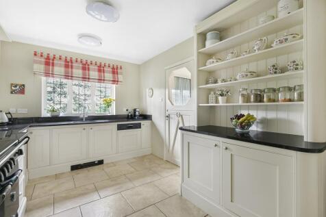 Fitted Kitchen