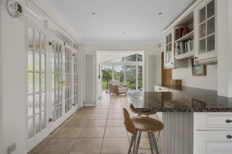 Kitchen/Breakfast Ro