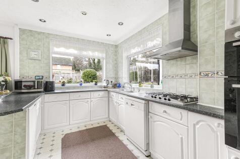 Fitted Kitchen