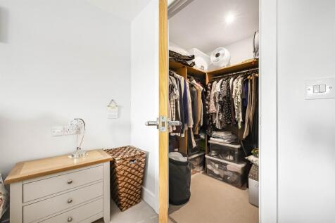 Walk in Wardrobe