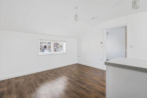 Living/Dining Area