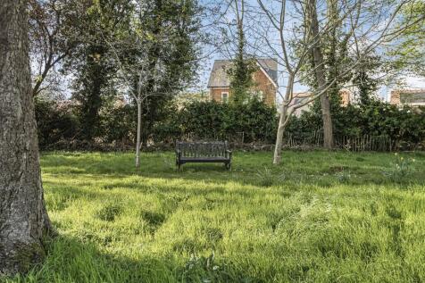 Communal Grounds