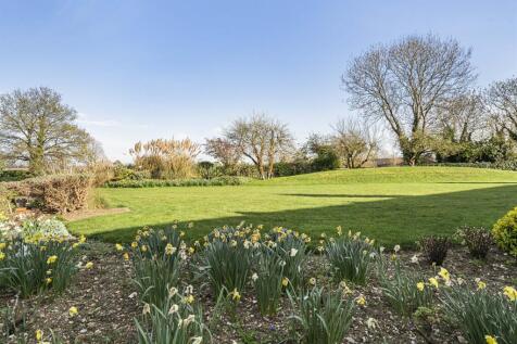 Communal Grounds