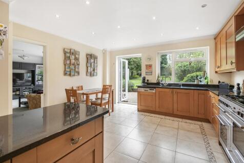 Kitchen/Breakfast Ro