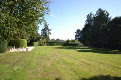 Lawned garden