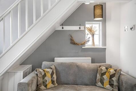 Understairs alcove