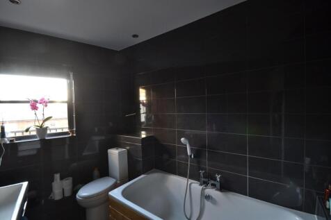 en suite bathroom