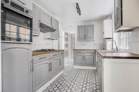 Fitted Kitchen