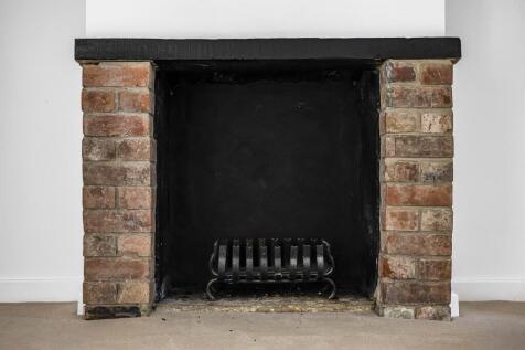 Brick fireplacee