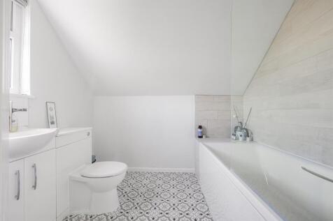 En Suite Bathroom