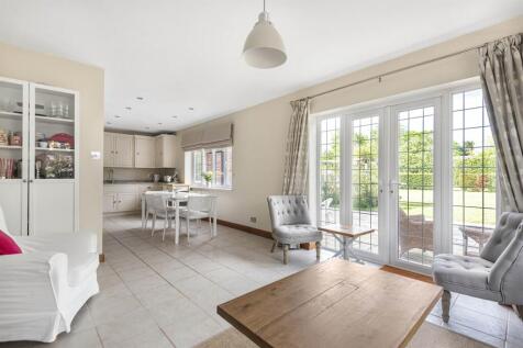 Kitchen/Dining/Famil