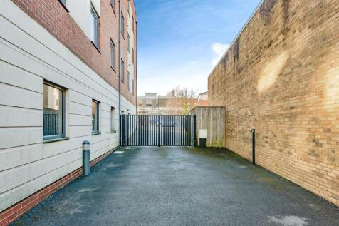 Property Image 12