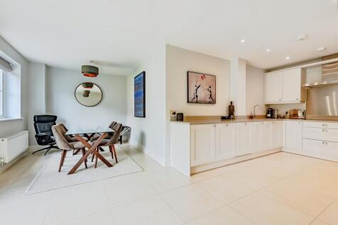 Kitchen/Diner/Lounge