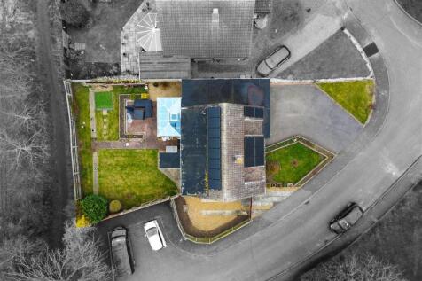 19 Bishop&#39;s Road, Somersham - Aerial Highlight Pho