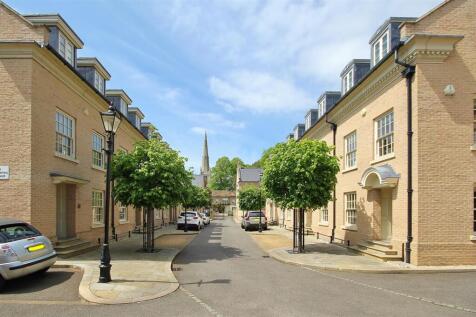 River Place, St Ives, courtyard.JPG