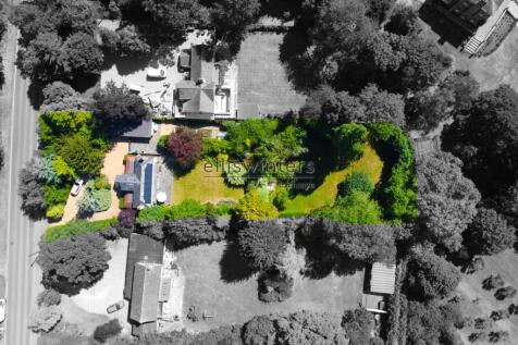 Oak Lodge, Houghton Hill, Houghton - Aerial Highli