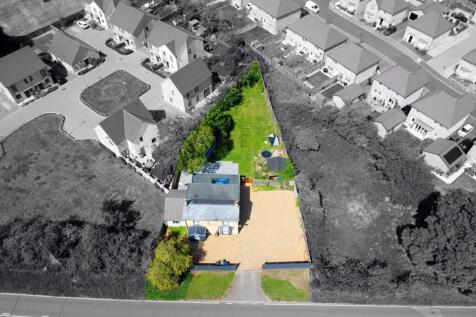 Fairview, Bluntisham Road, Needingworth - Front Ae