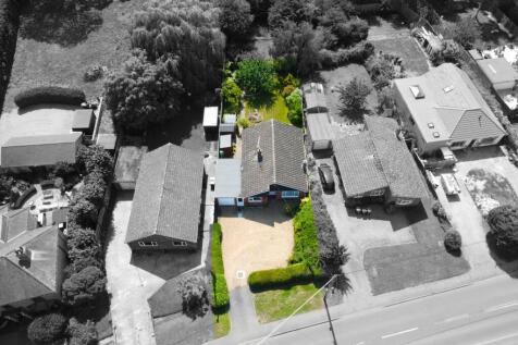 5 St. Ives Road, Somersham - Front Aerial Highligh