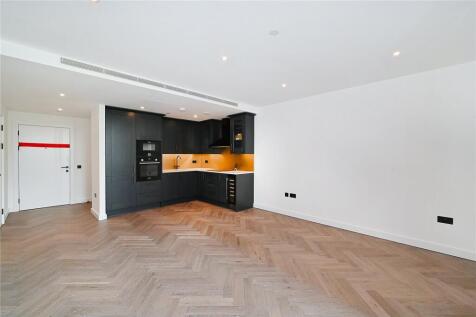 Reception/Kitchen