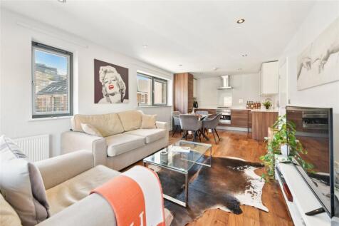 Kitchen/Reception
