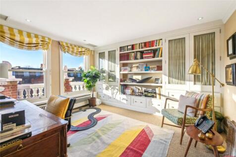 Bedroom/Study