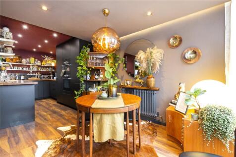 Open Plan Dining