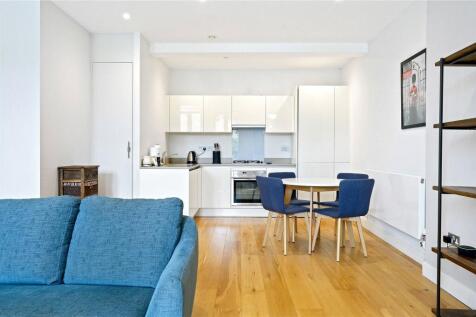 Reception/Kitchen