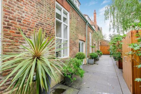 Courtyard Garden