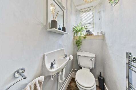 Cloakroom.jpg