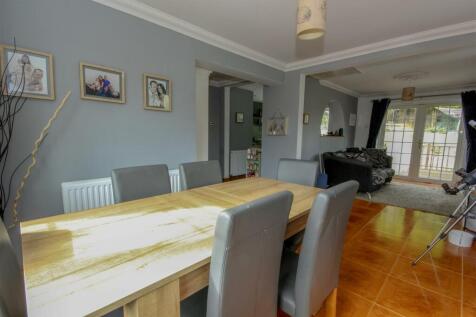 Dining Lounge.jpg
