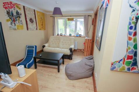 Bedroom 3.jpg