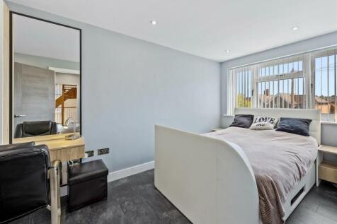 79WellingboroughRoadWeb_28.jpg