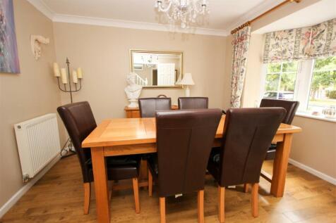 Dining Room.jpg