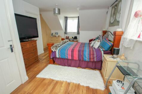 Master Bedroom.jpg