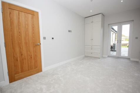 Master Bedroom.jpg