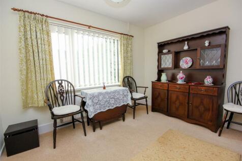 Dining area.jpg