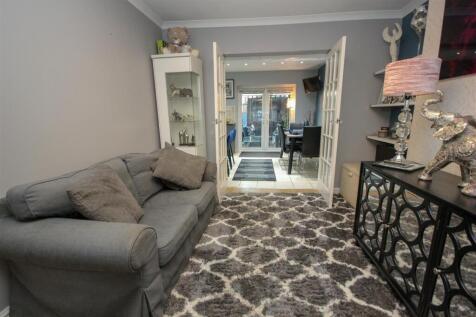 Dining Room Area.jpg