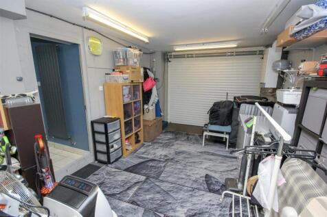 Garage.jpg