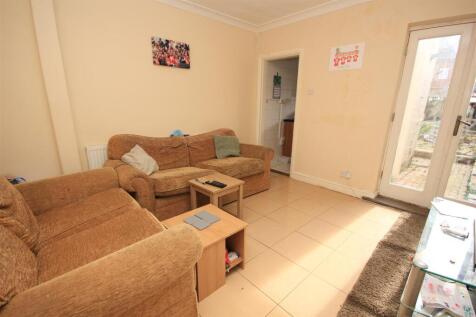Living Room.jpg