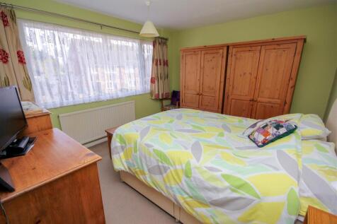 Master Bedroom.jpg