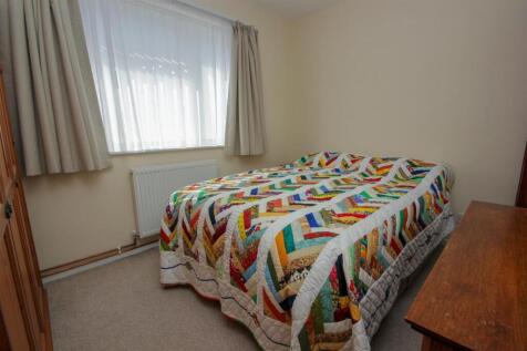 Guest Bedroom.jpg